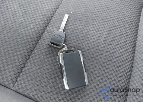 2014 Chevrolet Silverado 1500 2Lt from USA, damaged, VIN 3GCUKREC0EG203752